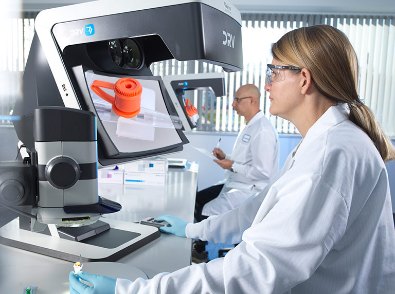 DRV-Stereo-CAM-medical-device-floating-image-768×572 StereoCAM 3D digital stereo microscope biomed application tissue flask